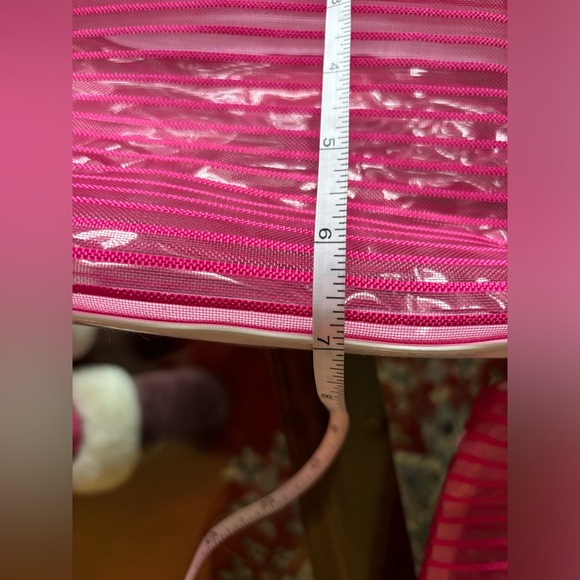 Vintage Never Used Elizabeth Arden Pink and White Mesh Bag - Picture 6 of 7